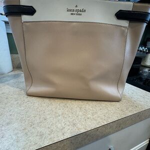 Kate Spade Beige Saffiano Leather Tote Bag Black Trim Bag Excellent Condition